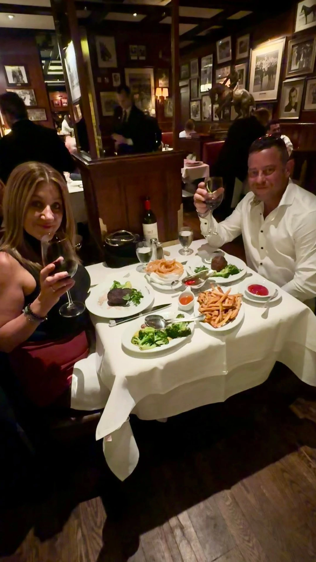 Kerri and Si enjoying dinner together
